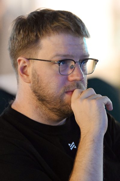 absw_8083 - Simon “DrMoomin” Yale.jpg